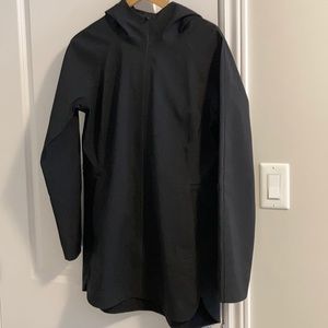 LULULEMON - GLYDE ALONG SOFTSHELL